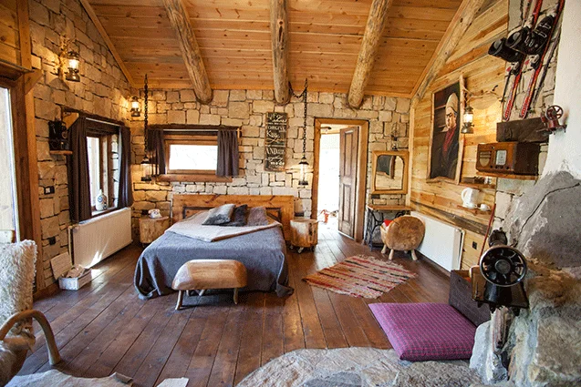Öfkelinin Evi (üst)